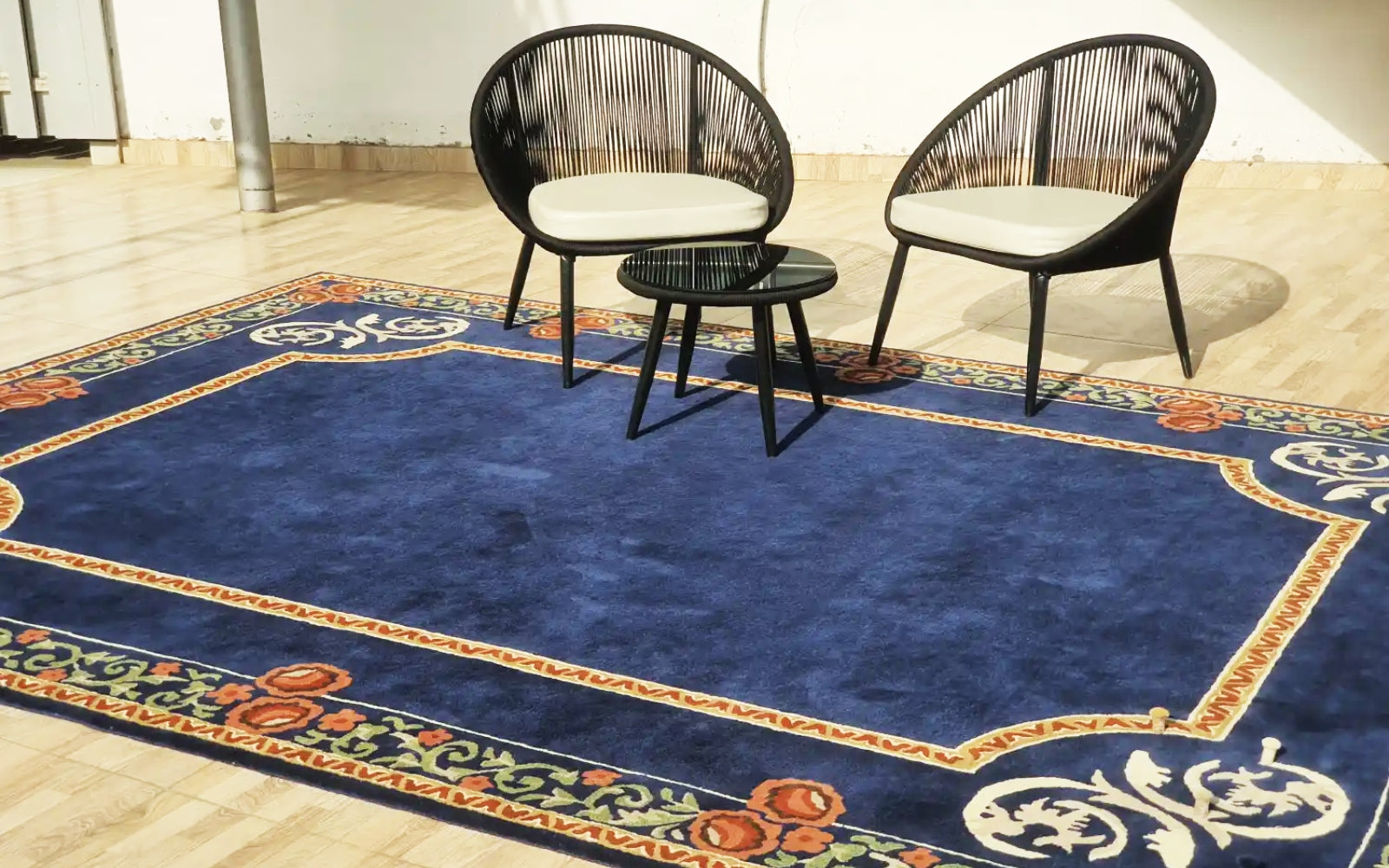 Bohemian Rugs vs Minimalist Rugs: Complete Guide
