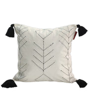 Embroidery White And Black Cotton Cushion With Tassel CS-191