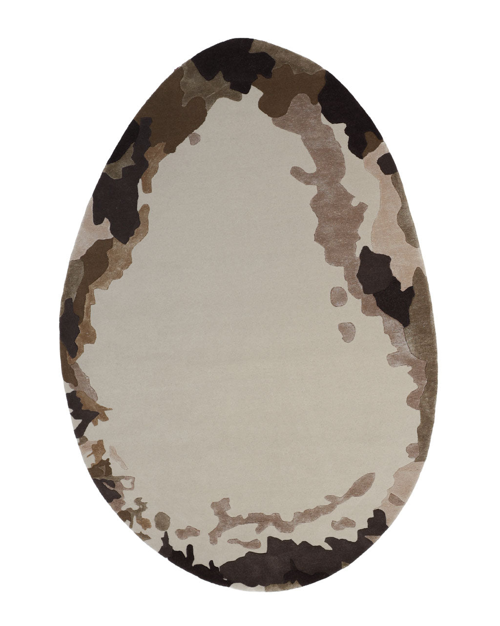 The RAMSHA HOME Terra Eclipse Oval Handmade Rug Accent Rug HTWV-195 features an oval shape with camouflage-inspired brown and beige patterns surrounding a lighter beige center. This contemporary accent rug combines unique style and expert craftsmanship, making it a standout addition to any room.