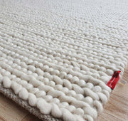 Handmade Natural White Woven Rug For Home Decor SRN-031