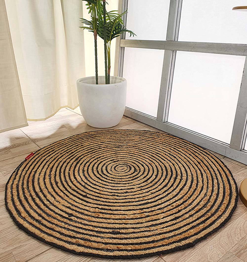 Natural & Black Color Braided Rug An Eco Friendly Jute Carpet BR-004