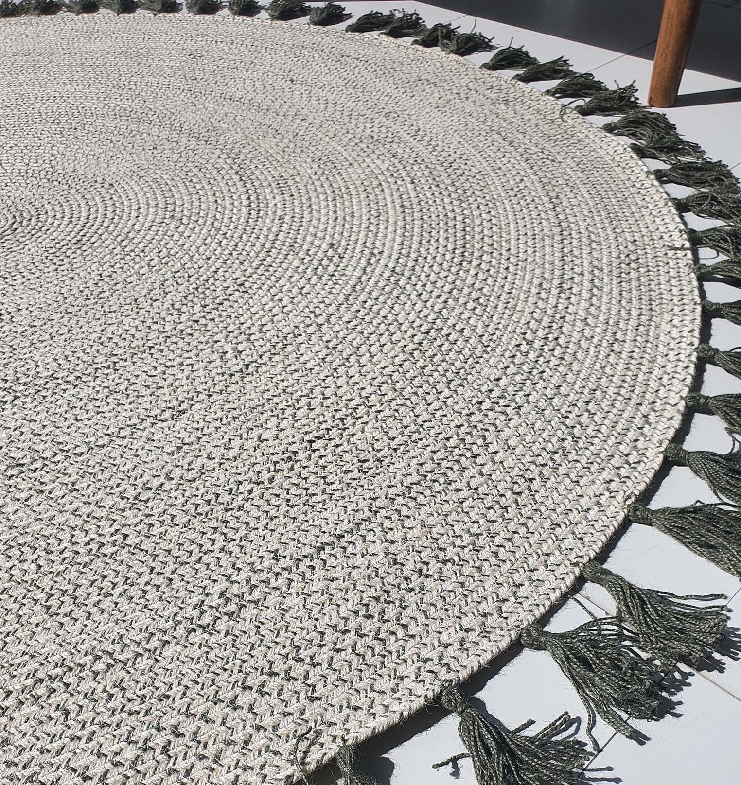 Amazing Handmade Jute Round Braided Rug with Tassel - BR 083