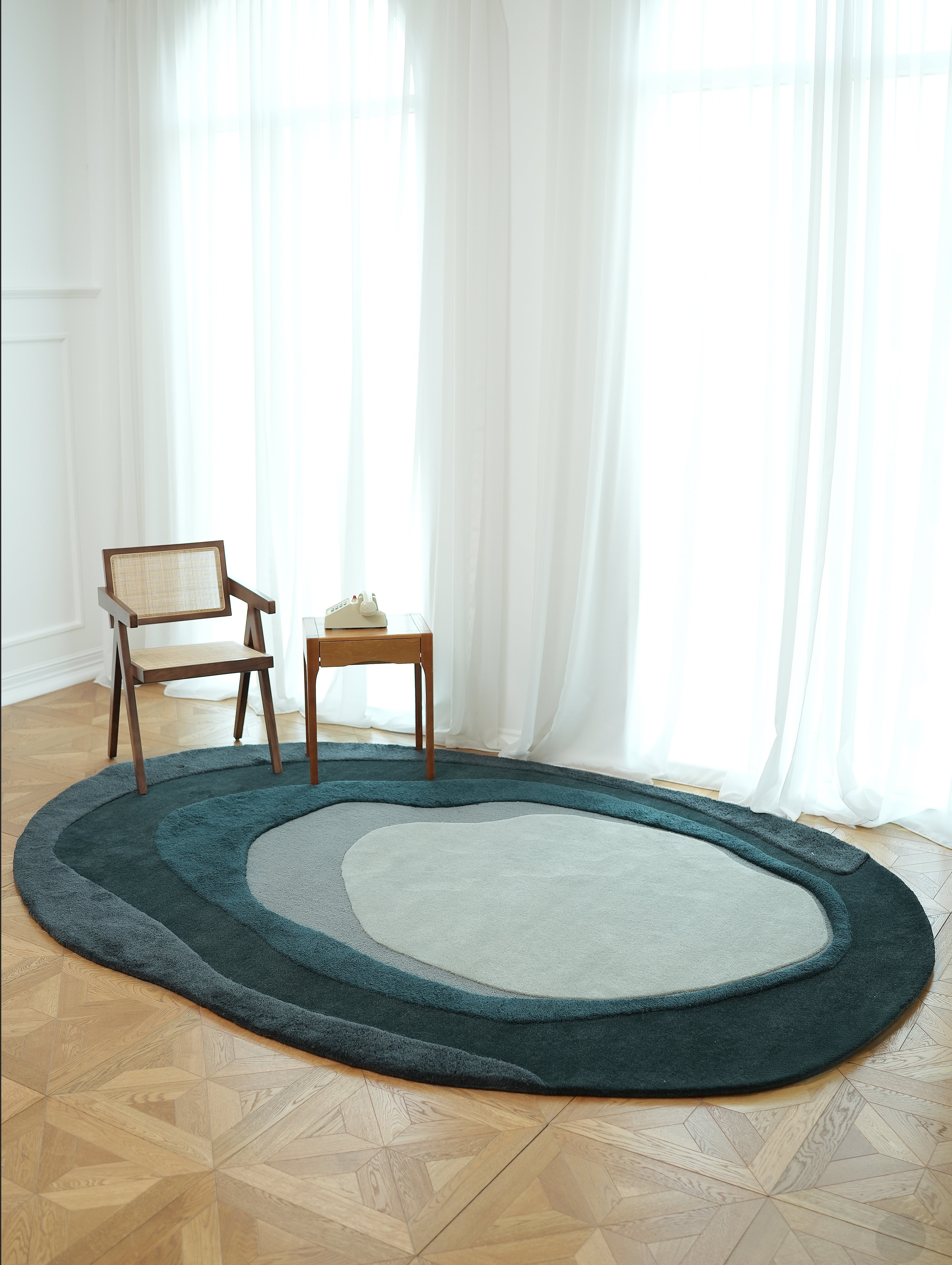 Handmade Layered Abstract Shaped Rug  HTW 131 (200 x 300 cm)