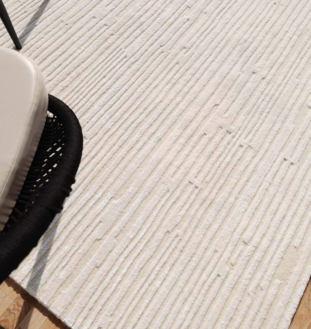 Exquisite Off White Handmade Area Rug | HTWV 107 (200x300cm)