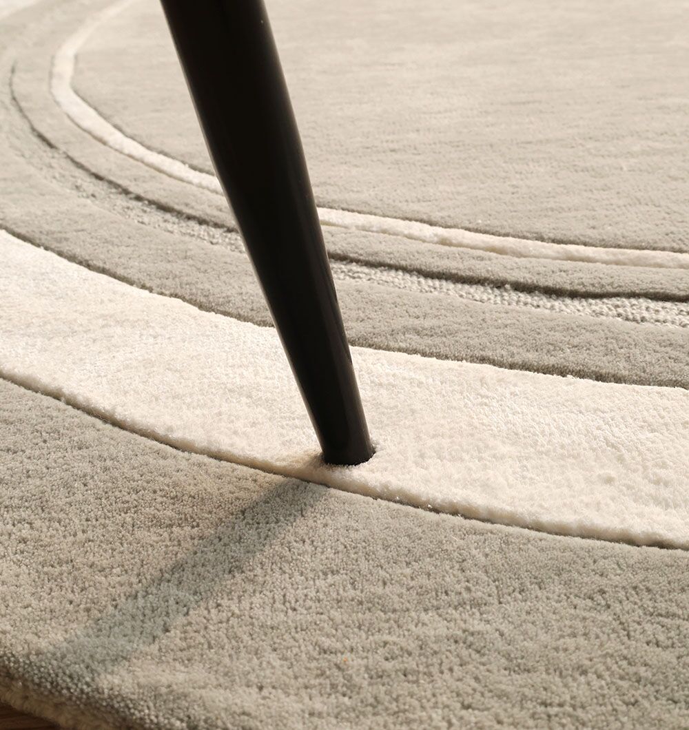 Grey & White Color Round Handmade Rug - HTWV-121