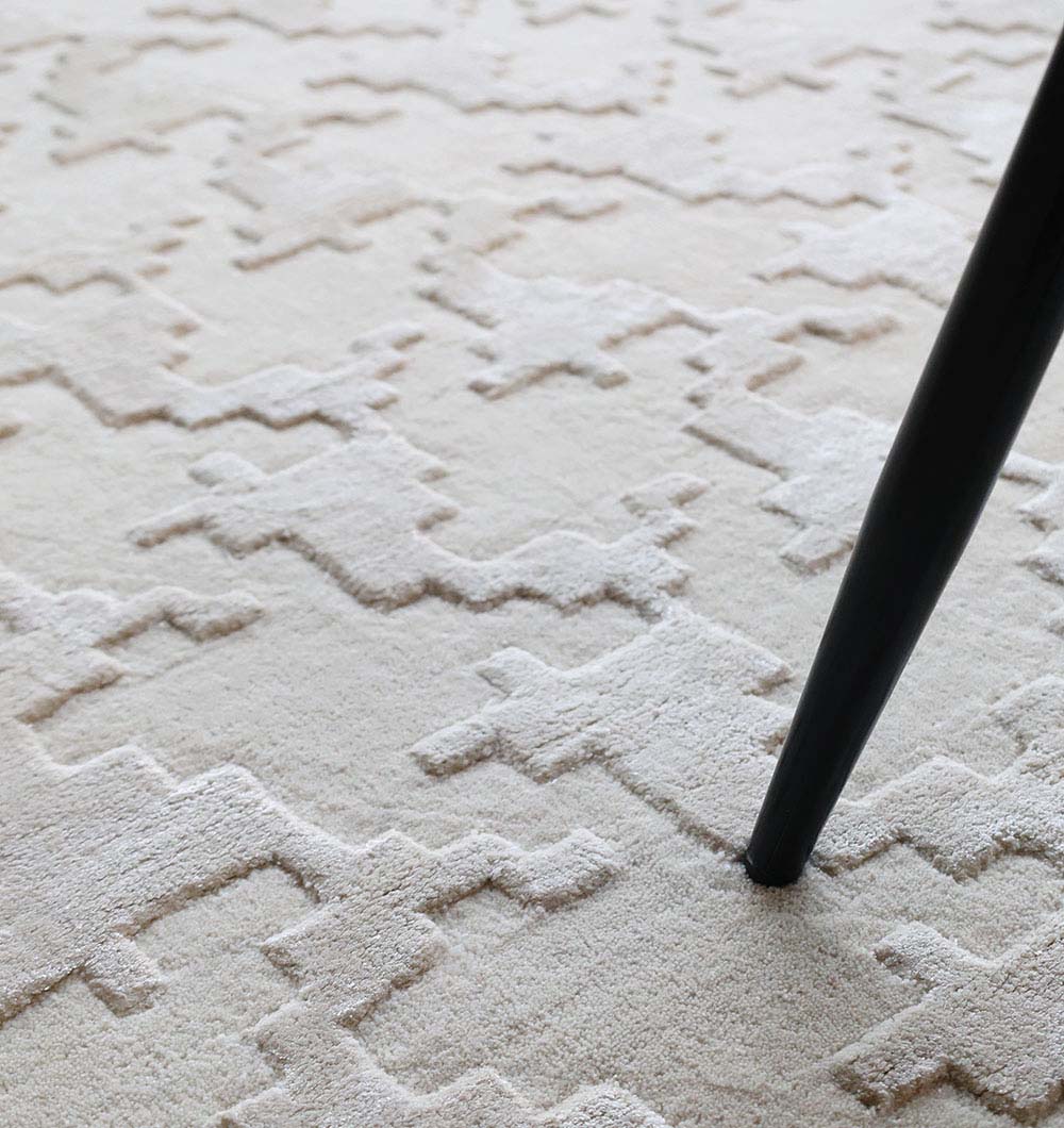 Close-up showing the superior texture and longevity of the natural fiber blend with a refined aesthetic.