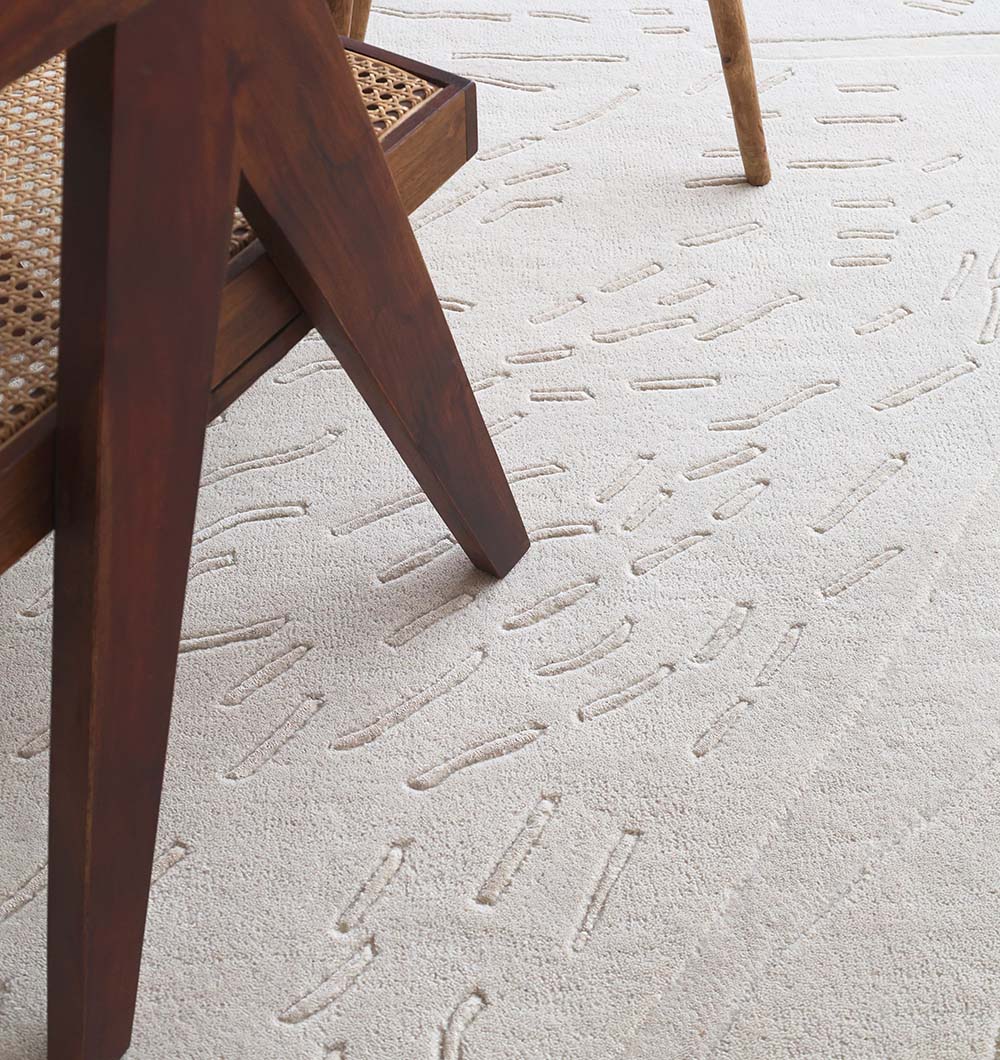 Embossed Floral Solid Light Grey Rug – HTWV 171