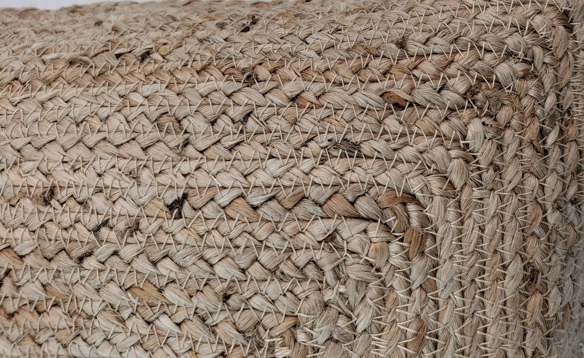 Crafted from durable jute cotton fabric, our cushion ensures long-lasting quality and durability