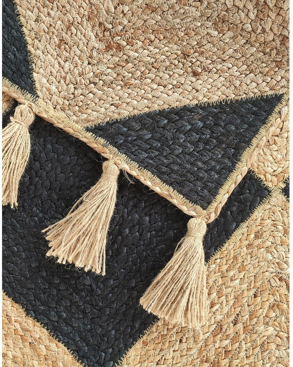 Luxurious Handmade Natural & Black Color Jute Braided Rug with Tassel- BR 030