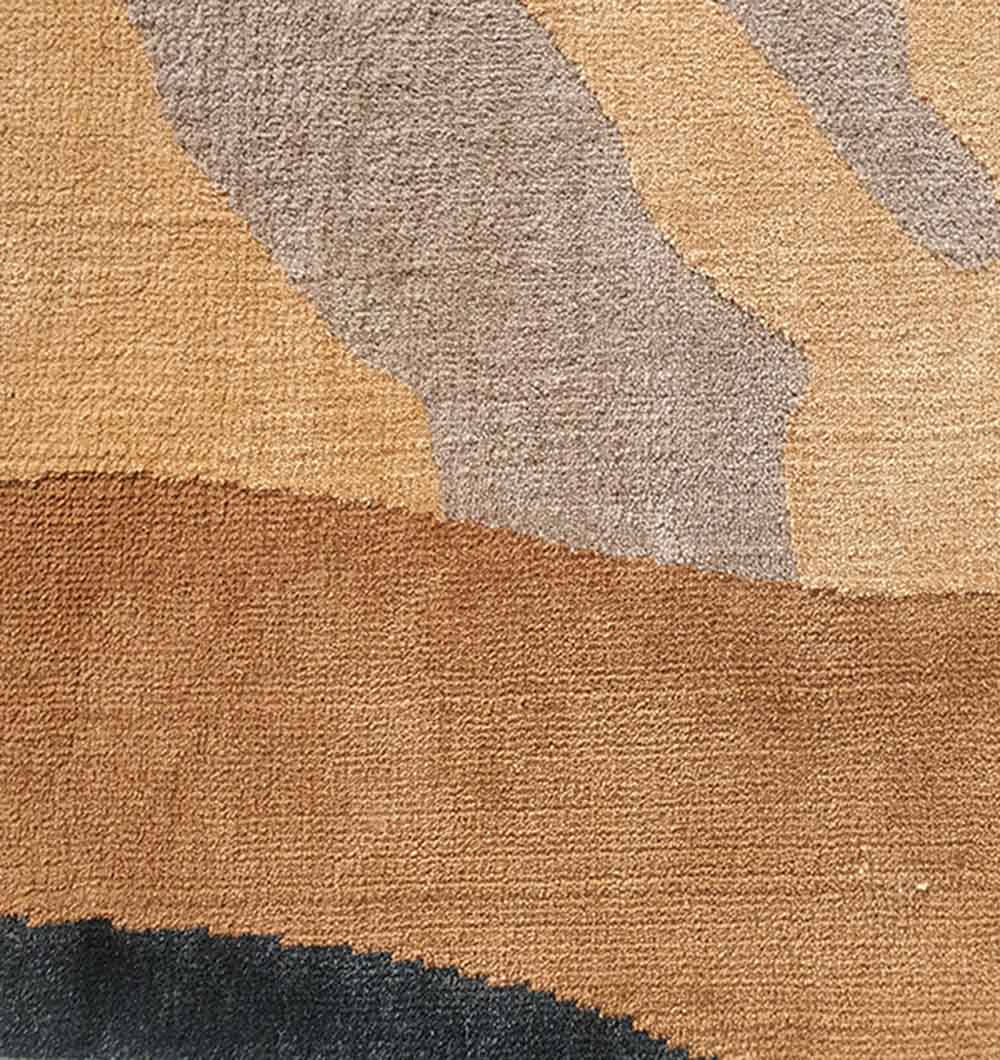 Curved Shaped Multi Colored Carpet CMN-03