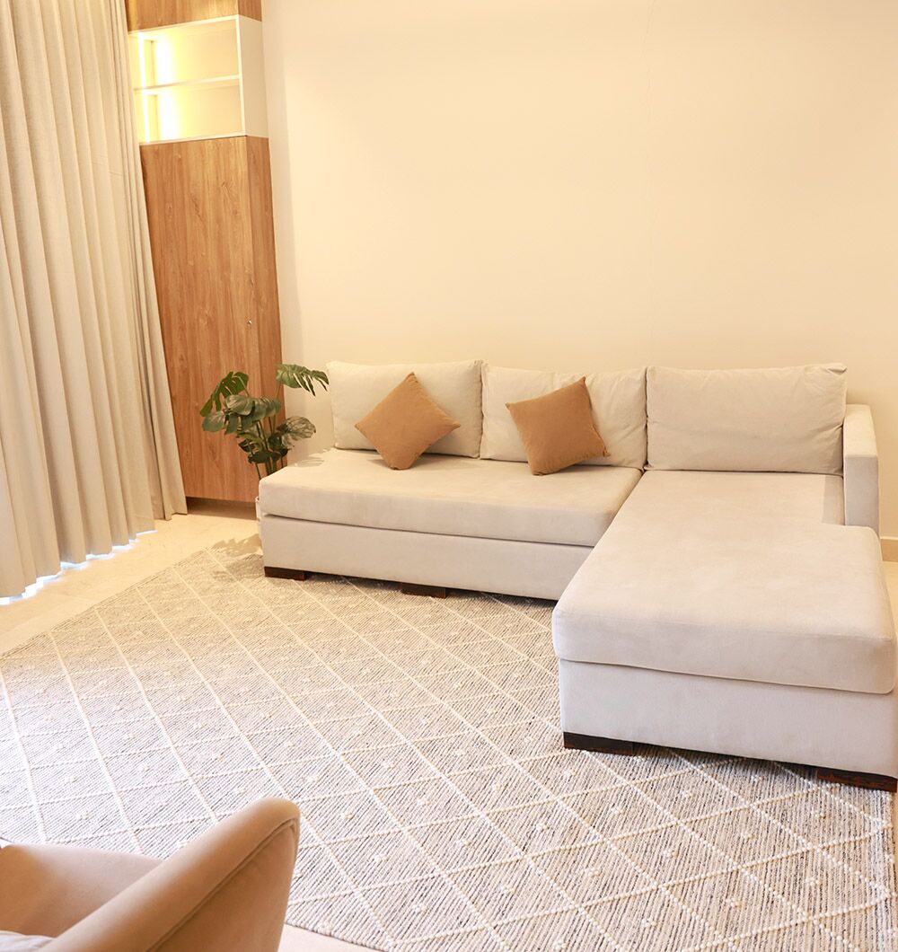 Natural & White Color Woven Rug, Floor Rug SRN-012