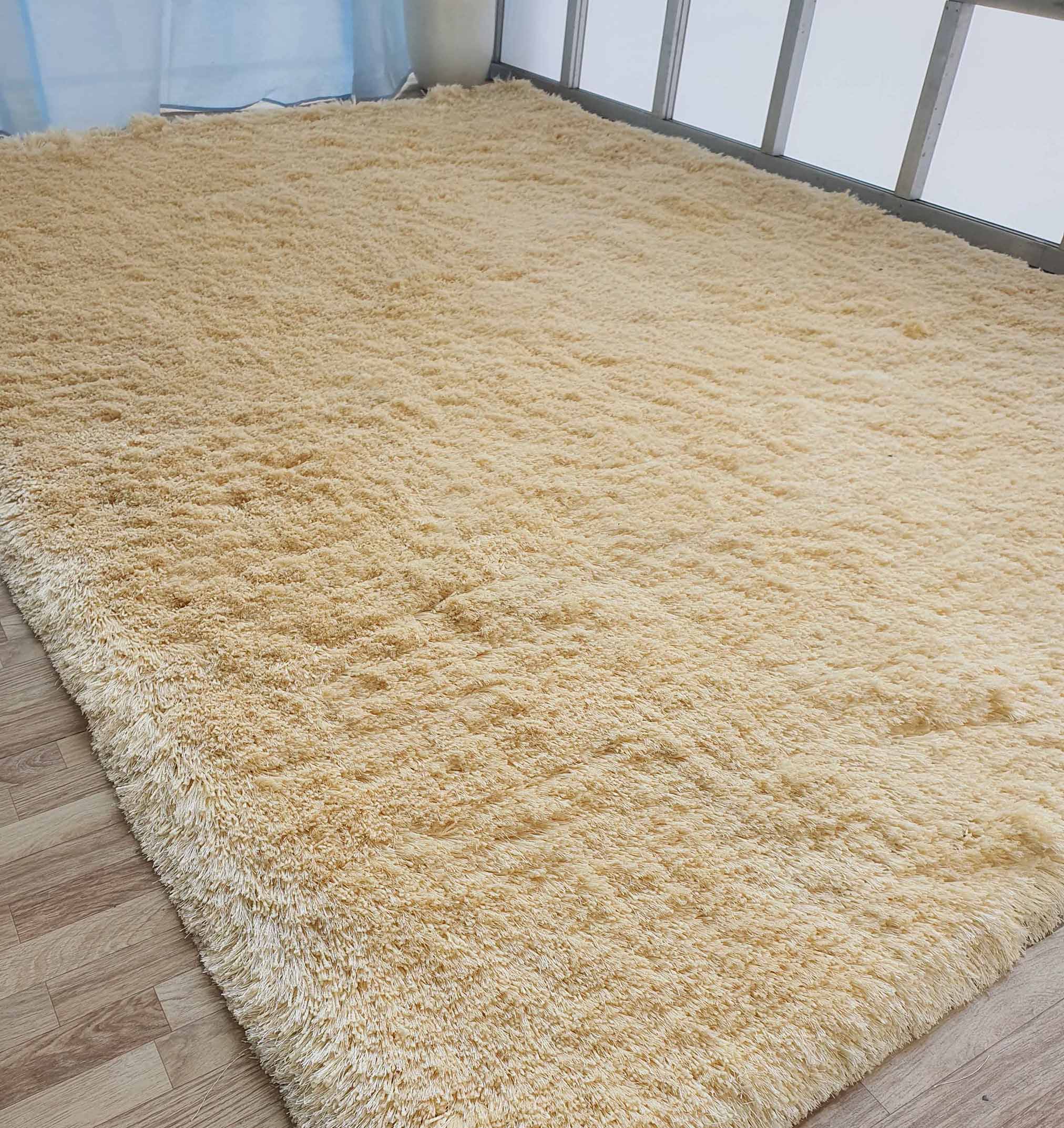 Handmade Fluffy Shaggy Rug, Cream Color - MPV 08