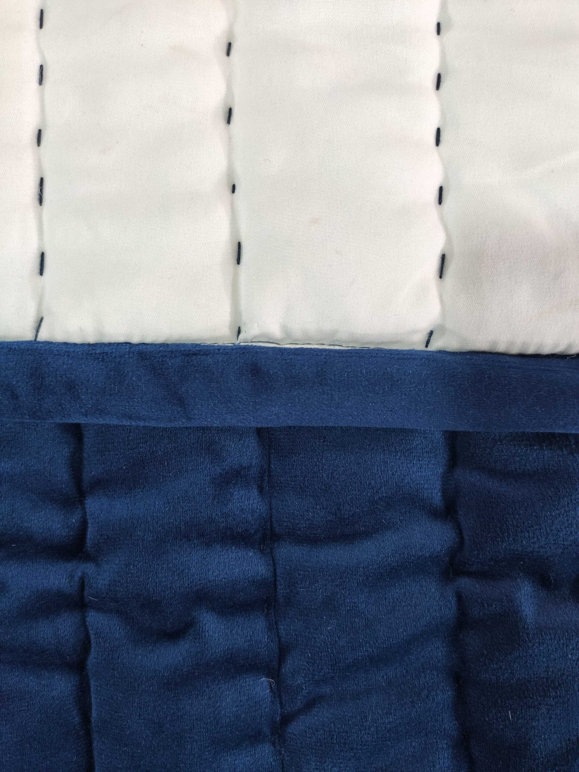 003-2-scaled-3.jpg Amazing Blue & White Bed Spread - BDS 02 (250x250cm) - الصورة 4