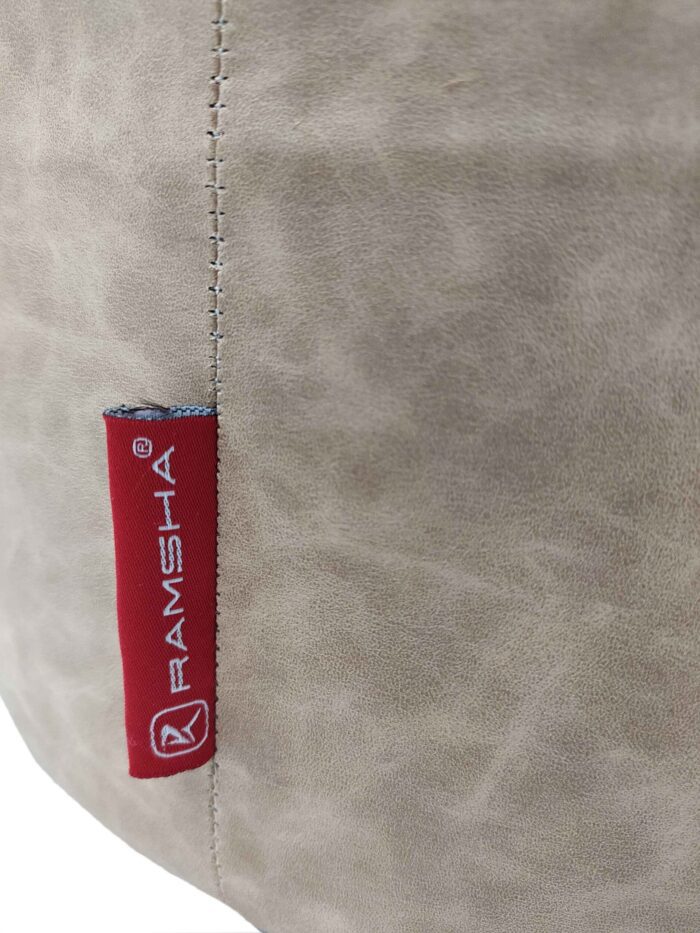⁦Ivory Color Bedroom Leather Pouf - PF 043 (40x40x40cm)⁩ - الصورة ⁦3⁩