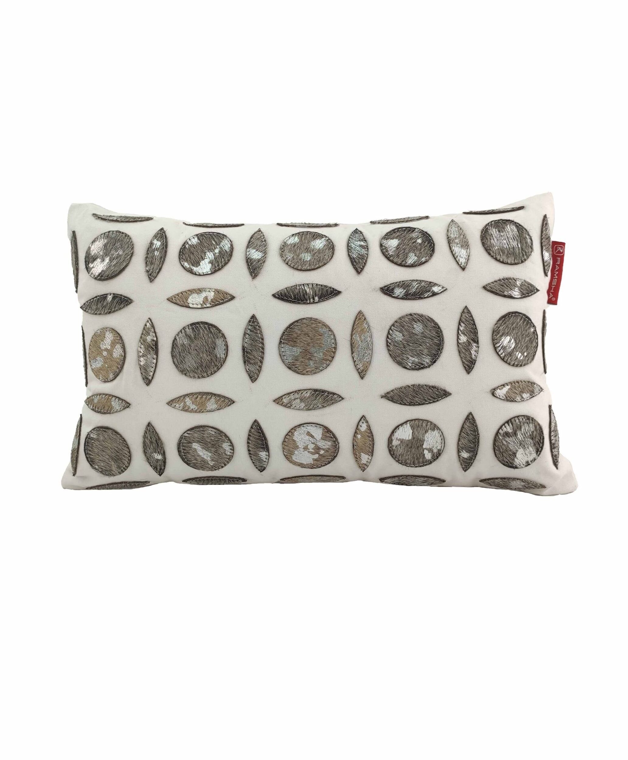 IMG_20220322_123414-scaled-2-2065x2500-1.jpg Modern Farmhouse White Leather Cushion - CS 101 (30x50cm) - الصورة 1