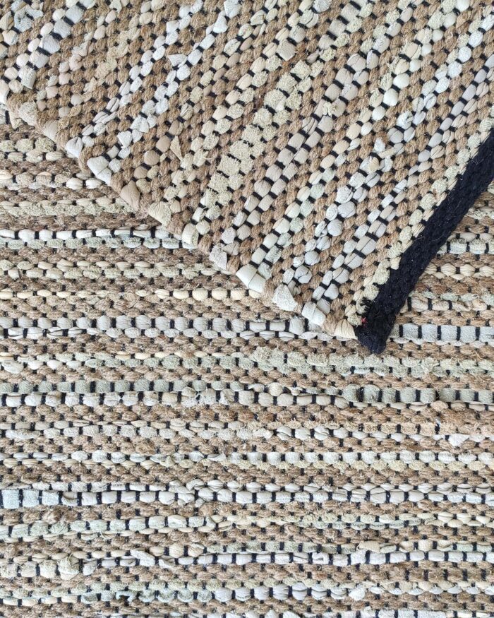 ⁦Multi Color Jute & Leather Woven Rug - WR 013 (200x300cm)⁩ - الصورة ⁦2⁩