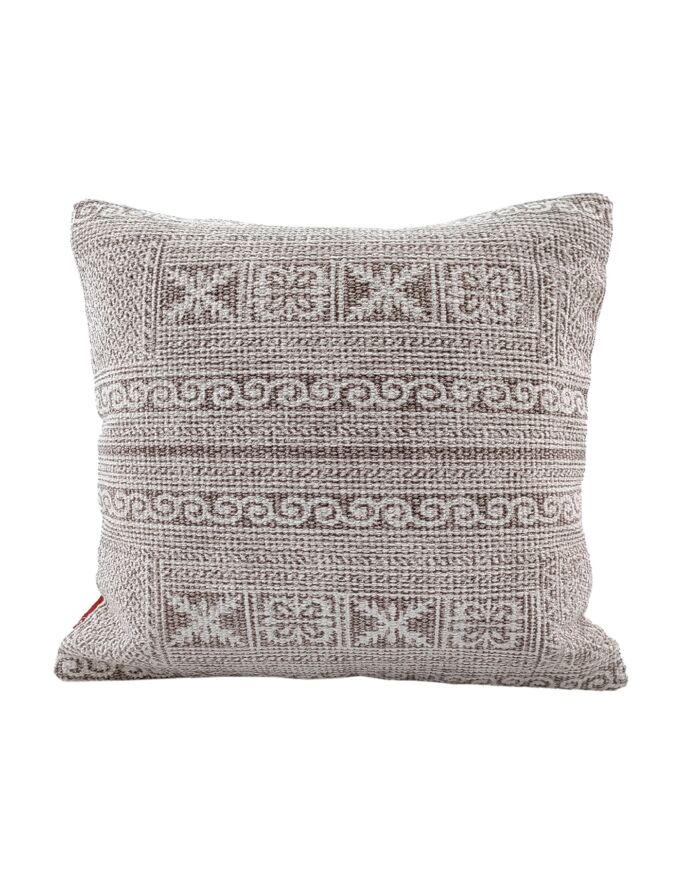 ⁦Light Beige & White Color Cotton Cushion with Filler for Bedroom, Couch, Car - CS 180 (45x45cm)⁩ - الصورة ⁦1⁩