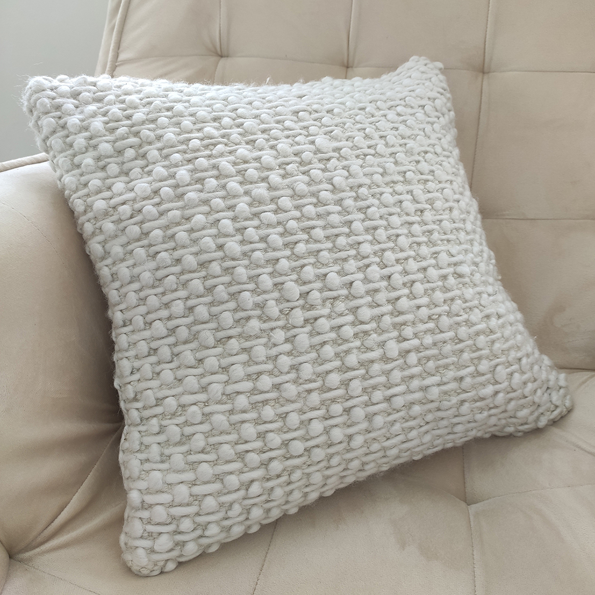 Cozy Polyester Cushion in Natural Color CS-279 - Stylish Design, 45X45cm Cozy woven cushion in natural color, 45X45cm