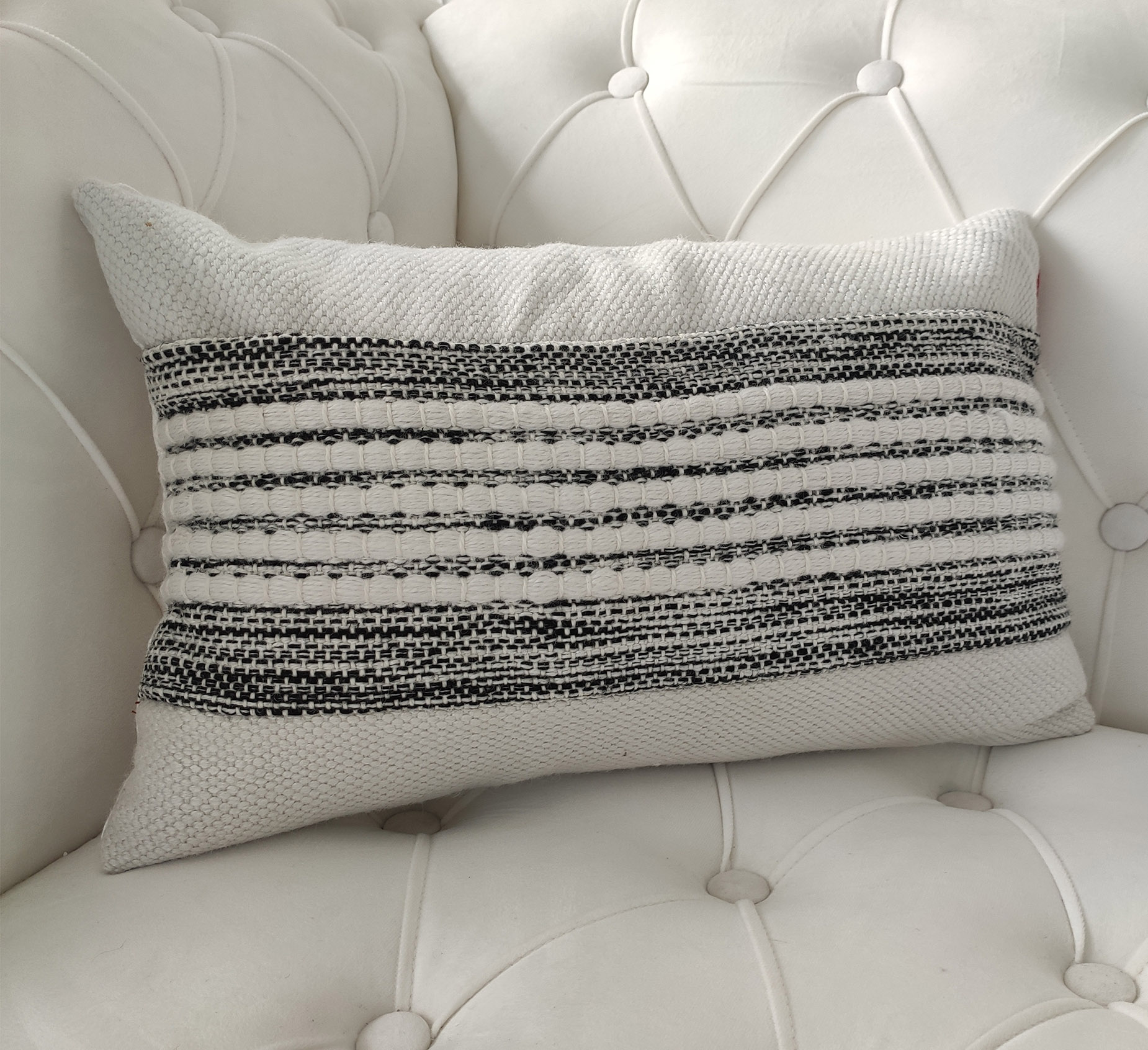 CS-249 Small Woven Cushion with Filler - Multi-color, Ideal for Window Seat or Bed, 30X50cm CS-249 small woven cushion, multi-color, 30X50cm