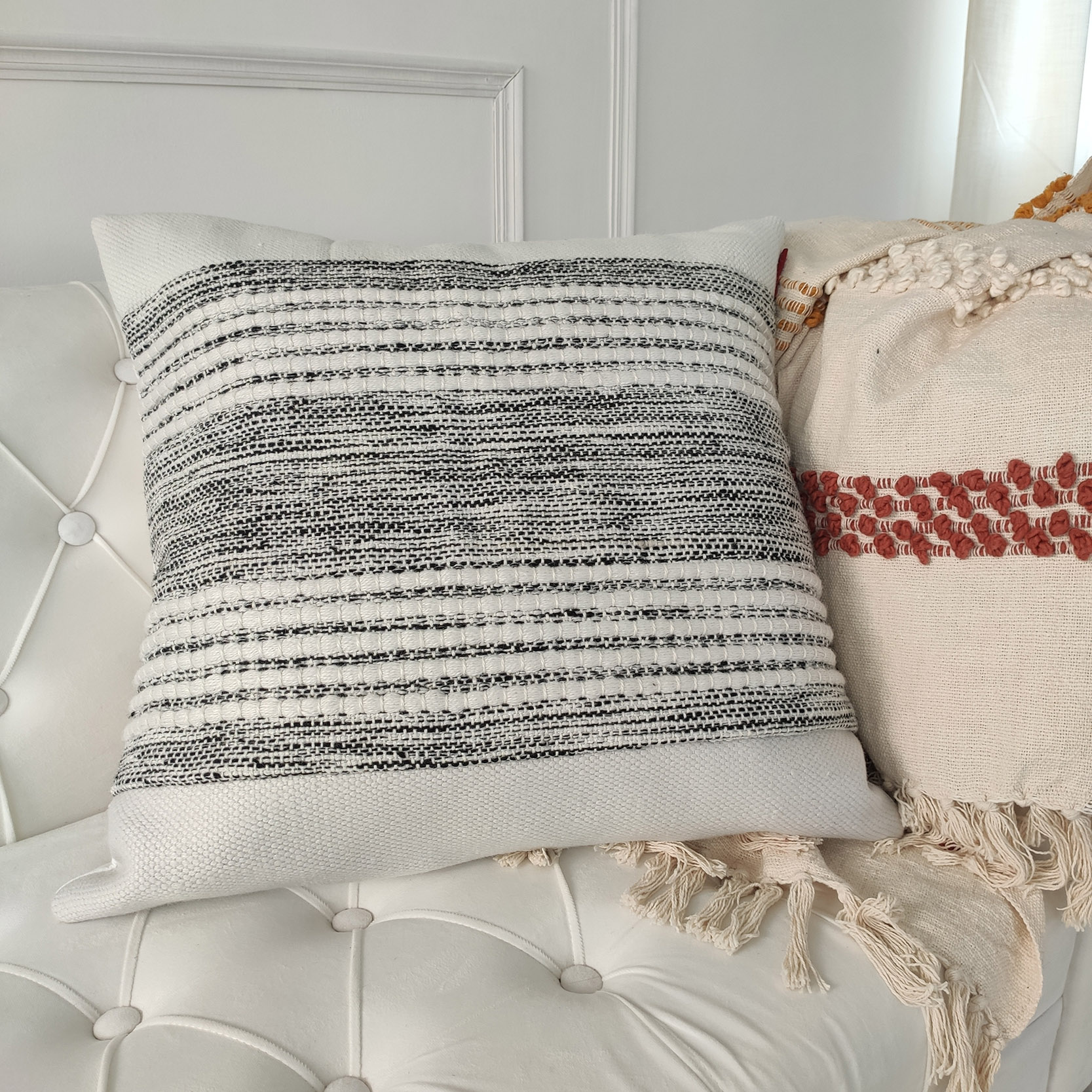 CS-249 Decorative Cushion for Bed or Window Seat - Multi-color, 45x45cm Decorative CS-249 cushion for window seat or bed, 45x45cm