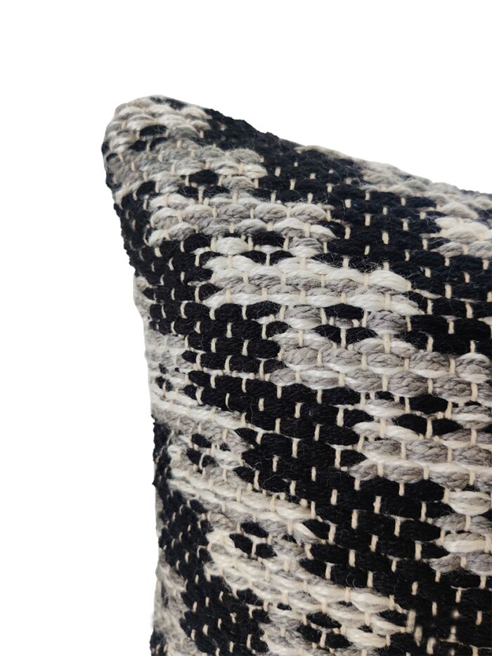 Decorative black and white modern farmhouse woven cushion CS-257 polyester cushion 60X60cm
