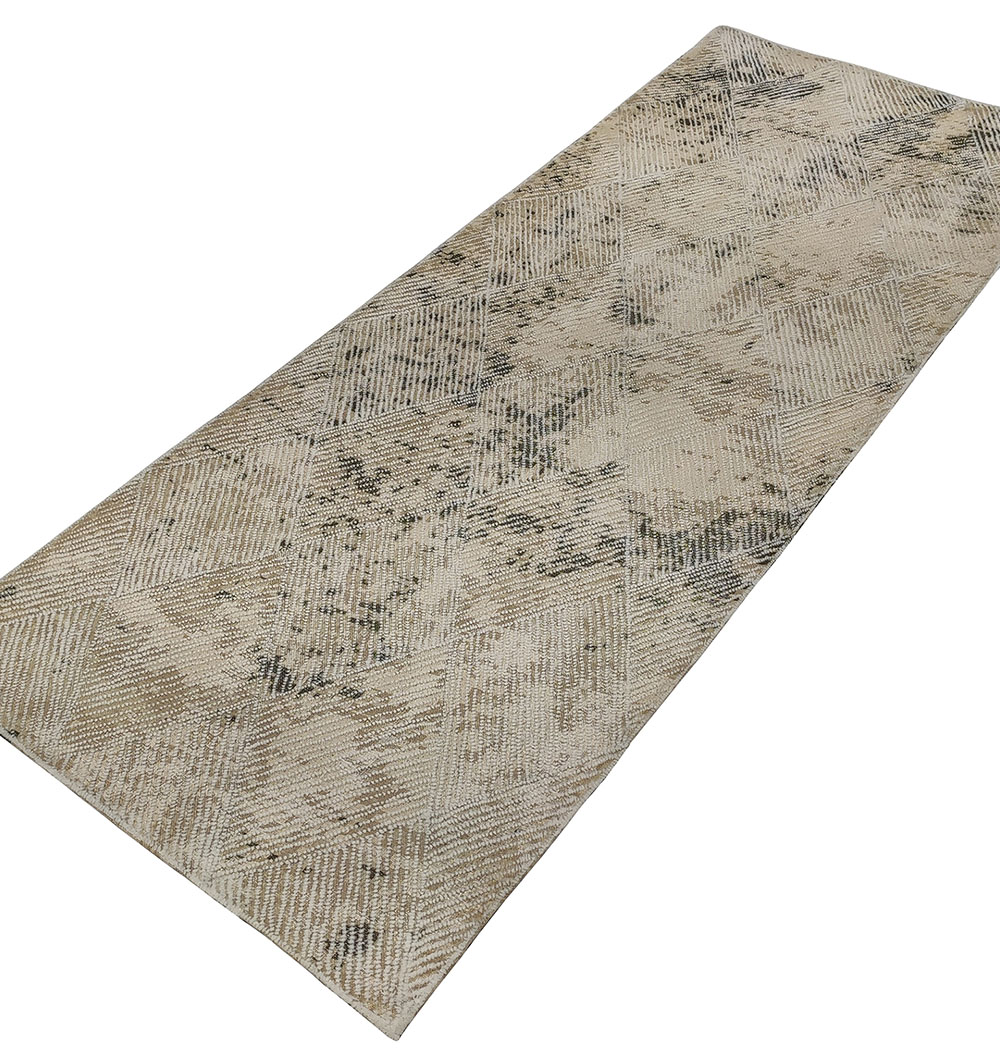 Carpets & Rugs Dubai – Buy Modern Rugs, Bedroom Carpets, Tufted Rugs & Traditional Designs Modern carpet and rugs collection in Dubai and UAE, including silk carpets, bedroom rugs, runner rugs, and traditional rugs for sale.