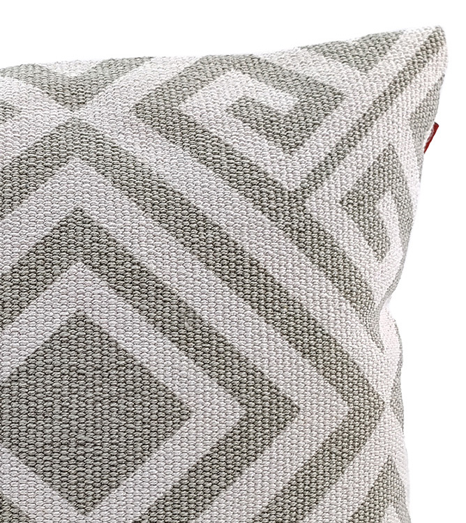 FTYU6 Light Grey & White Color Cotton Cushion with Filler for Bedroom, Couch, Car - CS 181 (45x45cm) - الصورة 3