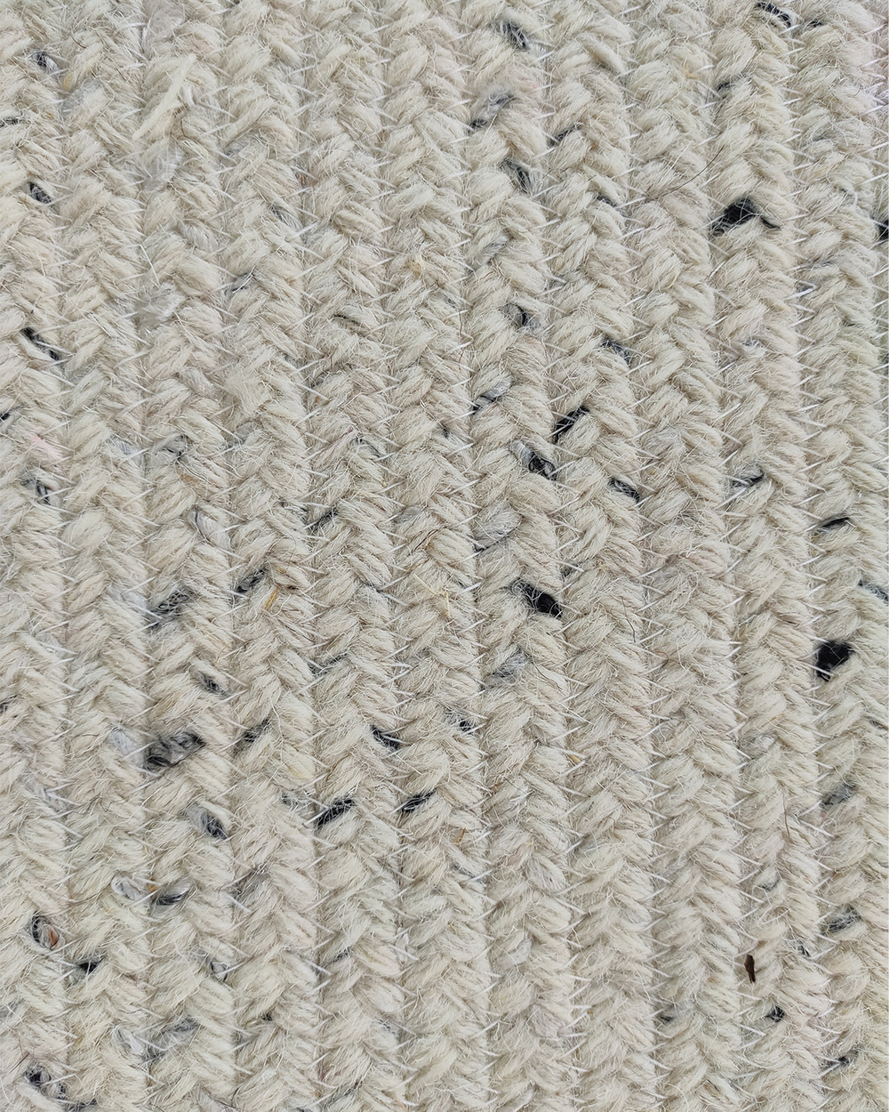 IMG_20221108_114232.jpg Stunning Handmade Black & White Color Braided Rug - BR 047 (100x300cm) - الصورة 4