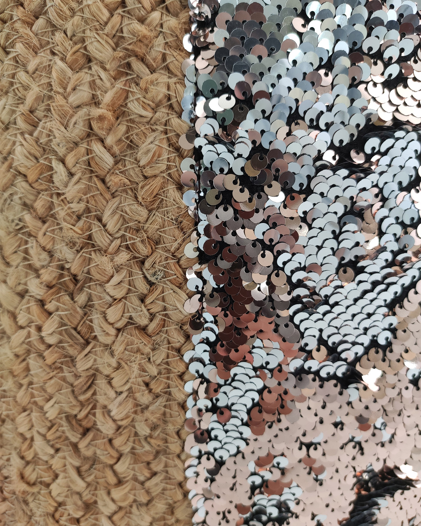 Natural Color Jute Sequin Home Area Pouf - PF-097 (40x40x40cm) Natural color jute sequin home area pouf PF-097, 40x40x40cm.