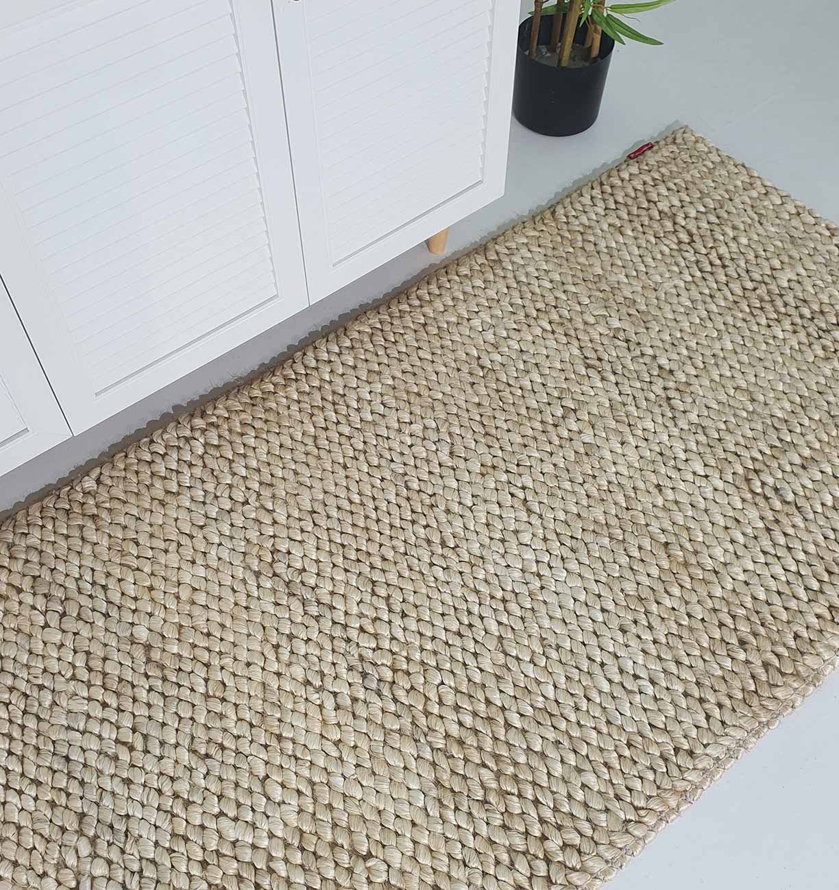 Side View of Hand-Woven Bleach Color Farmhouse Rug - Ramsha Home Side View of Hand-Woven Bleach Color Farmhouse Rug - Ramsha Home