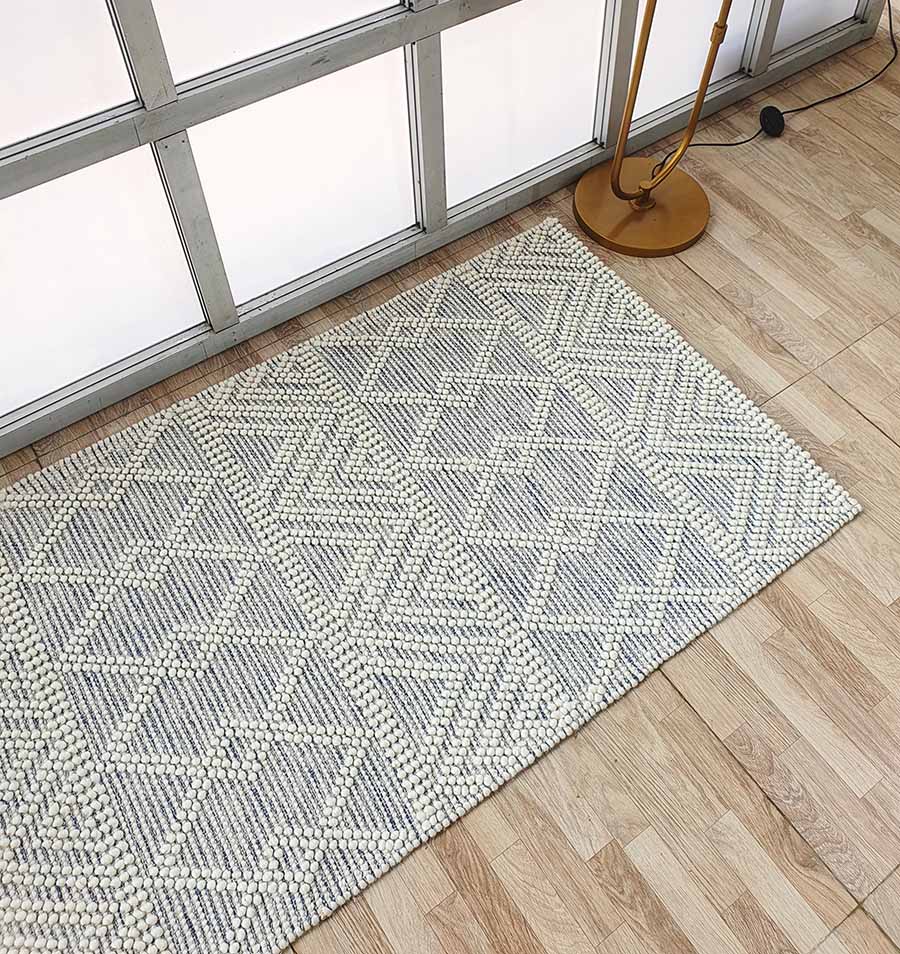 Contemporary Natural White Decorative Rug - SRN 021 (80x200cm) by Ramsha Home Versatile decorative woven rug in natural white - SRN 021 (80x200cm) by Ramsha Home