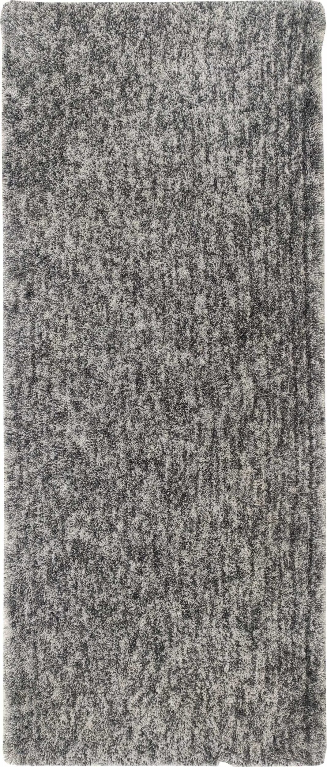 Elegant Guest Room Decor Shaggy Rug MSD 05 (80x200cm) for Sophisticated Comfort by Ramsha Carpets Elegant guest room shaggy rug MSD 05, 80x200cm, designed to add sophistication and comfort to your guest room decor by Ramsha Carpets.