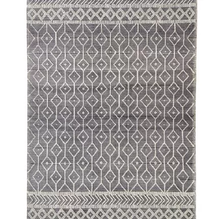Enjoy the durability and style of a rug suitable for both living and guest rooms by Ramsha Home