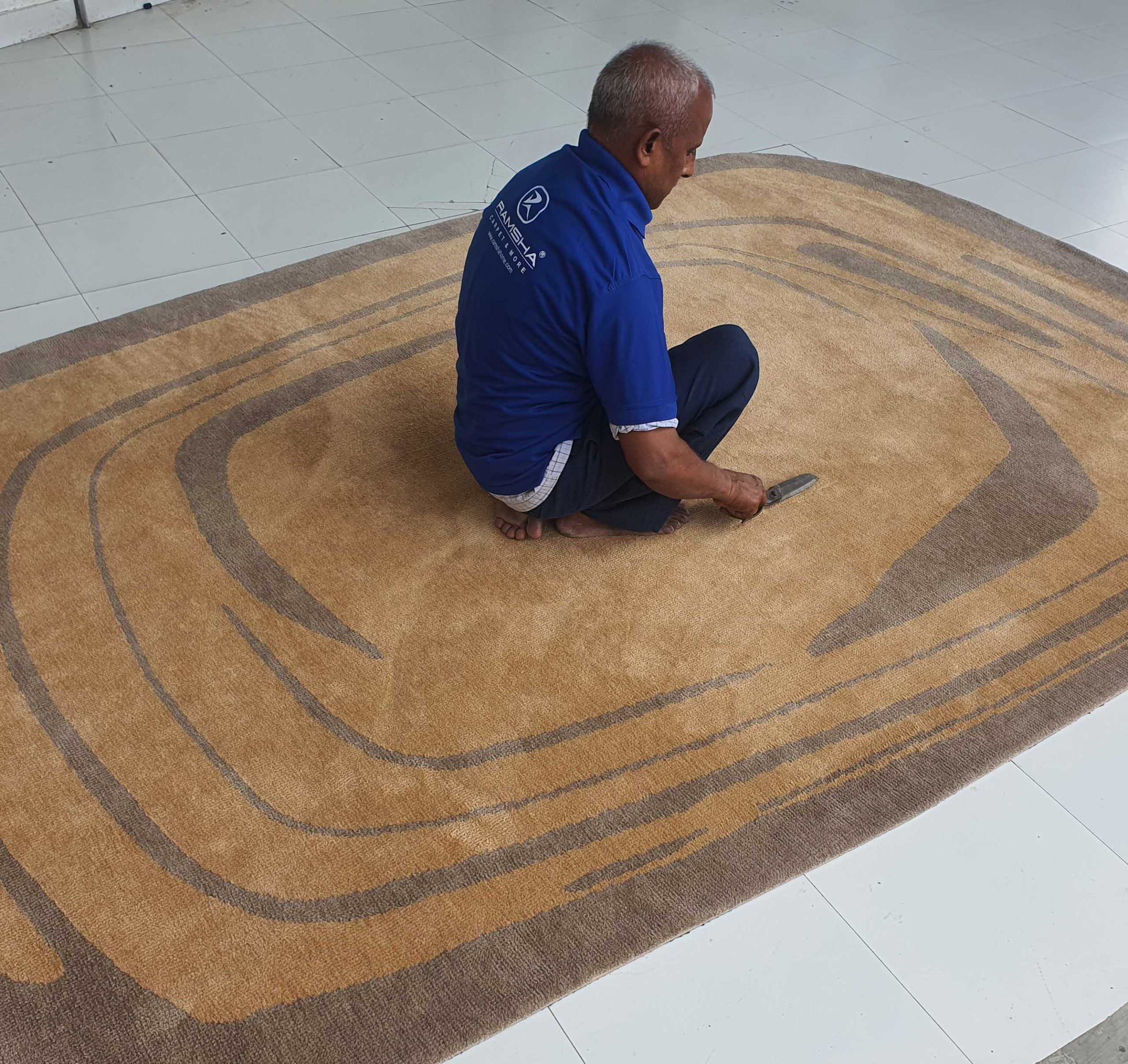 Carpets & Rugs Dubai – Buy Modern Rugs, Bedroom Carpets, Tufted Rugs & Traditional Designs Modern carpet and rugs collection in Dubai and UAE, including silk carpets, bedroom rugs, runner rugs, and traditional rugs for sale.