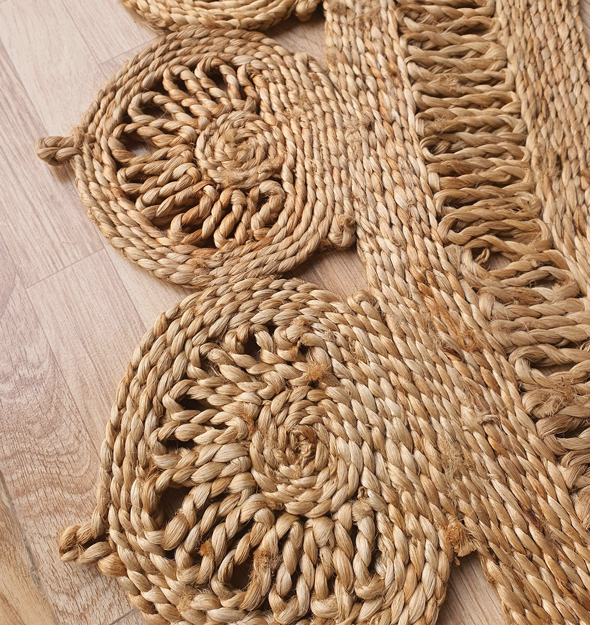 Elegant Crochet Jute Round Rug in Natural Color - CR 013 (200cm) by Ramsha Home Elegant natural crochet jute round rug - CR 013 (200cm) by Ramsha Home