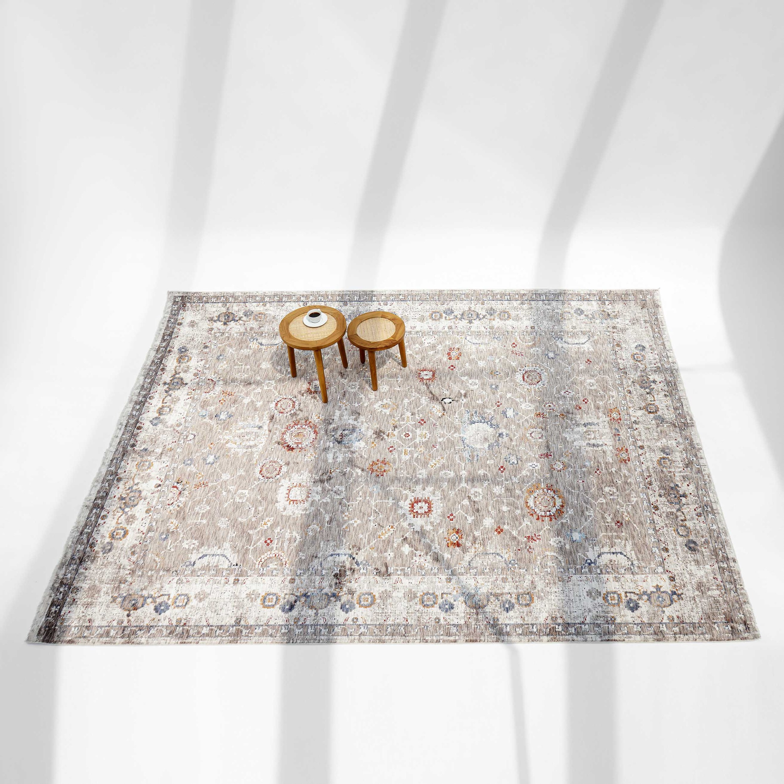 Machine Made Rugs – Stylish Patterns, Superior Comfort Premium machine made rugs with modern patterns for home interiors