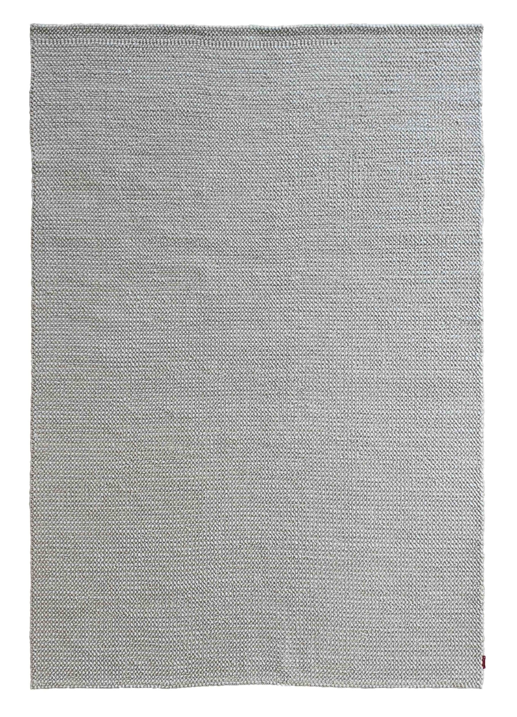 Woven Rug Dubai – Elegant Wool Carpets & Rugs | Ramsha Home Woven rug UAE – traditional handmade wool carpet | Ramsha Home