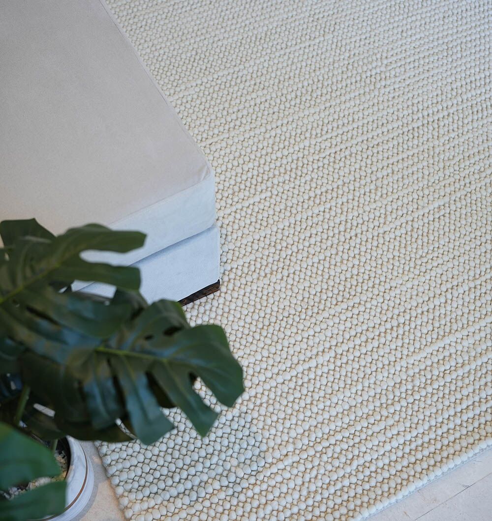 Woven Wool Bohemian Rug – Handcrafted Indoor & Hallway Carpet UAE Bohemian hand woven wool rug from India, versatile indoor rug and hallway carpet for Dubai and UAE homes.