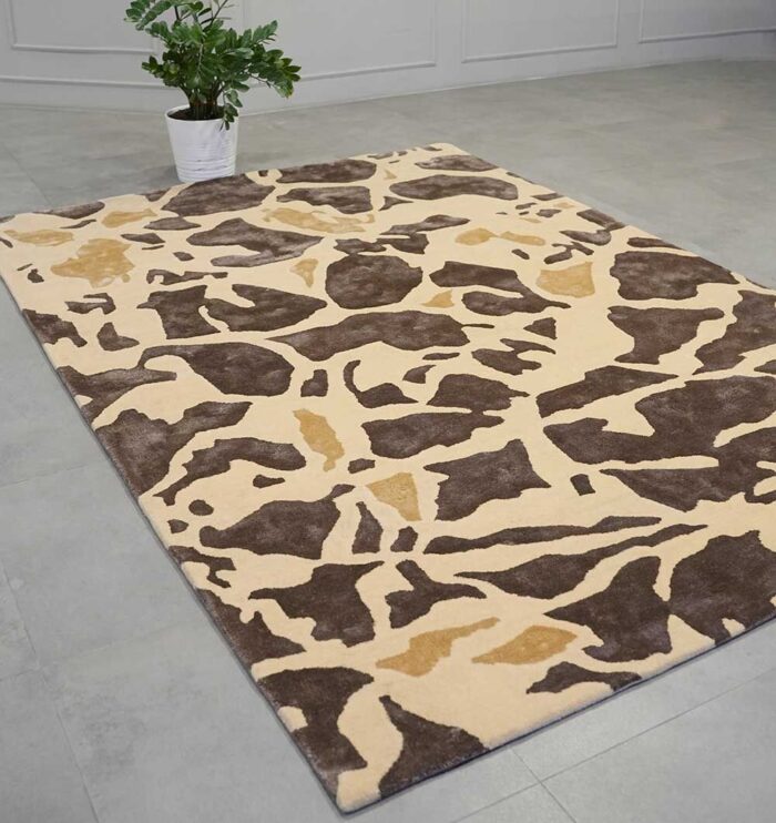 Upgrade your interiors with this stylish handmade rug from Dubai. Designed as a big living room carpet, it combines modern aesthetics with premium tufted craftsmanship. Soft underfoot and built to last, this large rug is one of the best choices in UAE for creating a warm and sophisticated home atmosphere.