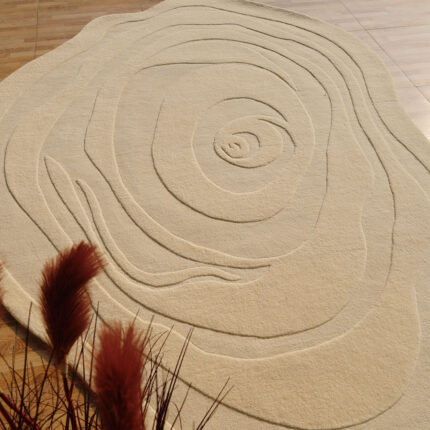 Stylish carpet for living room and bedroom, featuring modern rugs, tufted rugs, and traditional rugs in Dubai UAE.