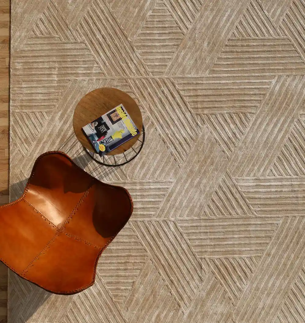 Carpets Dubai – Fluffy Living Room Carpets, Vintage Rugs & Modern Carpet Designs UAE - LKH 06 Soft and fluffy carpet for living room and bedroom décor, available in oval, silk, vintage, and modern carpet designs in Dubai.