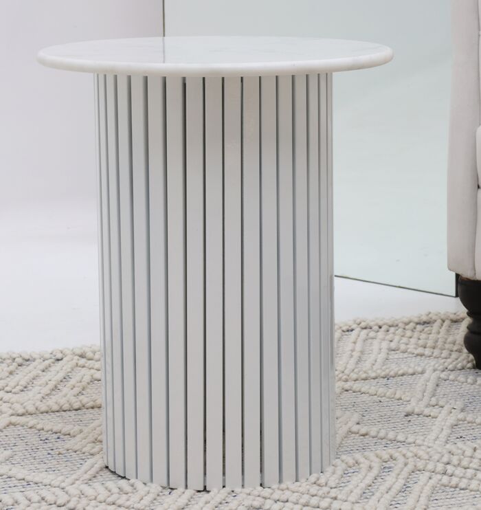 Luxury modern side table by Ramsha Home رمشا المنزل for stylish interiors