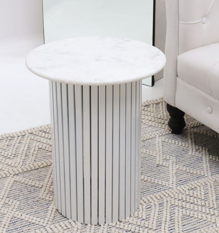 Luxury modern side table by Ramsha Home رمشا المنزل for stylish interiors