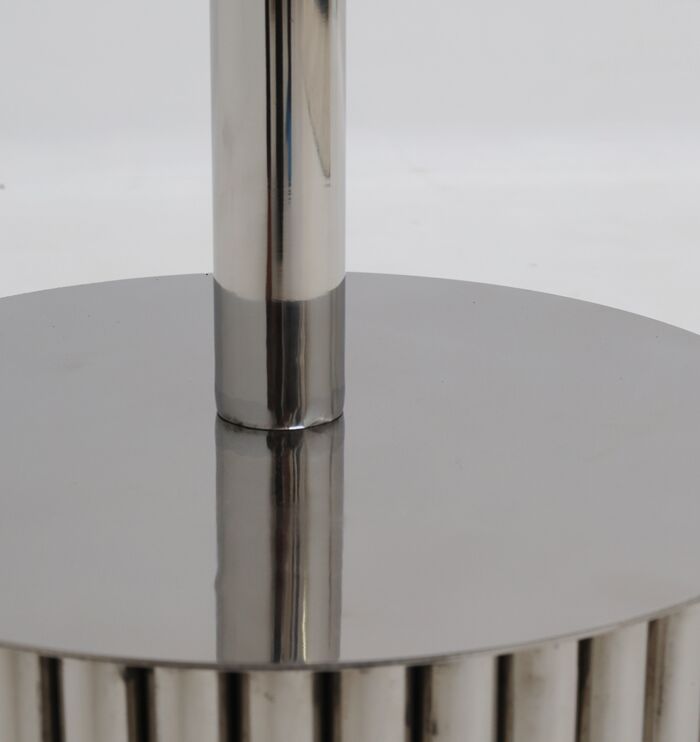 Modern luxury side table by Ramsha Home رمشا المنزل for living room and bedroom décor