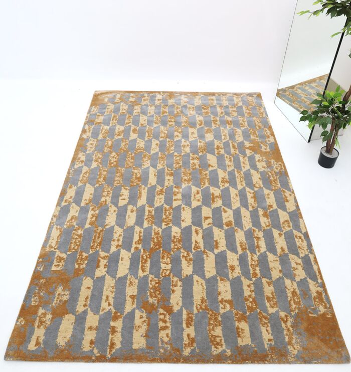 Handmade rug Dubai – elegant tufted carpet for bedroom and living room flooring.