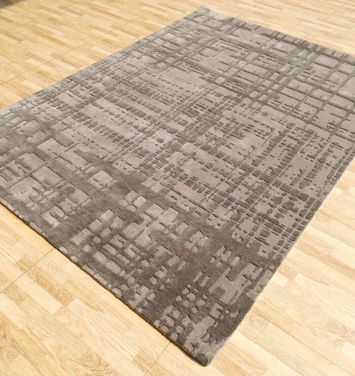 Handmade tufted rug Dubai – premium carpet for modern living room and bedroom décor.