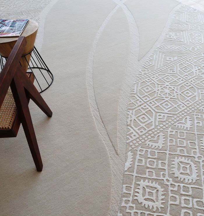 Handmade rug in Dubai perfect for living room and bedroom, best tufted rugs for home in UAE.