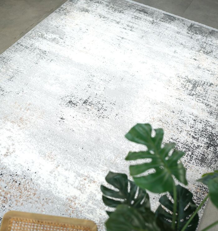 Premium washable Turkish polyester rug, versatile indoor and outdoor carpet, perfect for living room, bedroom rugs, and modern home décor in UAE.