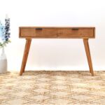 Elegant console table by Ramsha Home رمشا المنزل – modern home furniture Dubai
