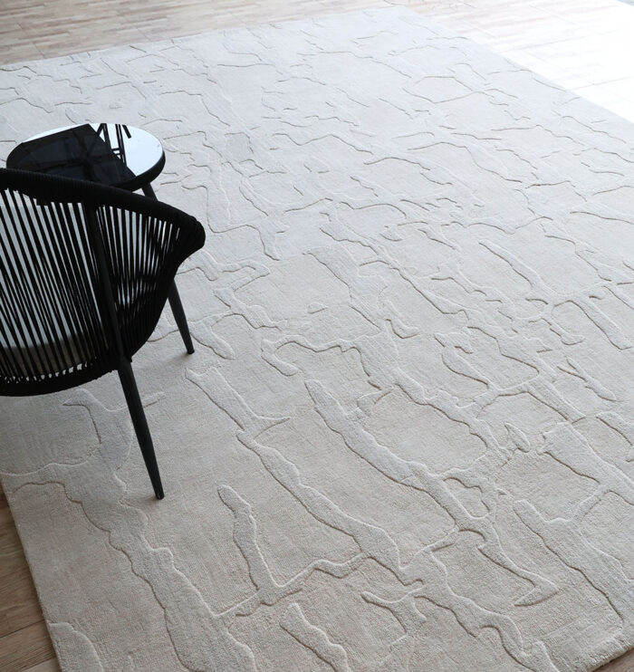Modern carpet and rugs collection in Dubai and UAE, including silk carpets, bedroom rugs, runner rugs, and traditional rugs for sale.